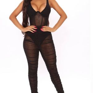 Fashion Nova never worn jumpsuit